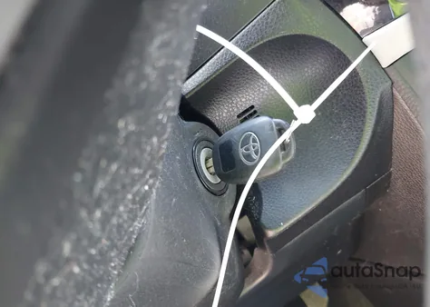 2015 Toyota Corolla Le Eco z USA, uszkodzony, nr VIN 5YFBPRHE7FP338633